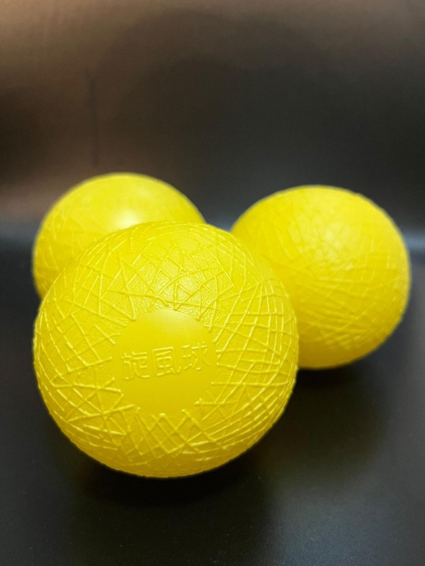 34 whirlwind balls (colors shipped randomly)